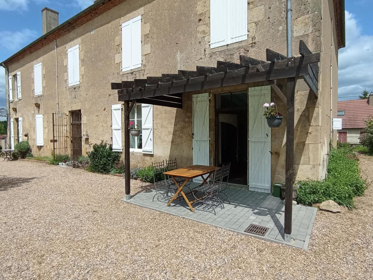Chateau Latour Fours  ภายนอก รูปภาพ