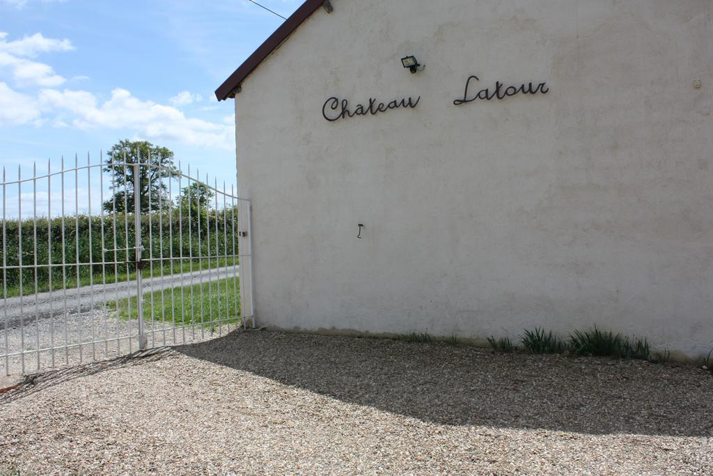 Chateau Latour Fours  ภายนอก รูปภาพ