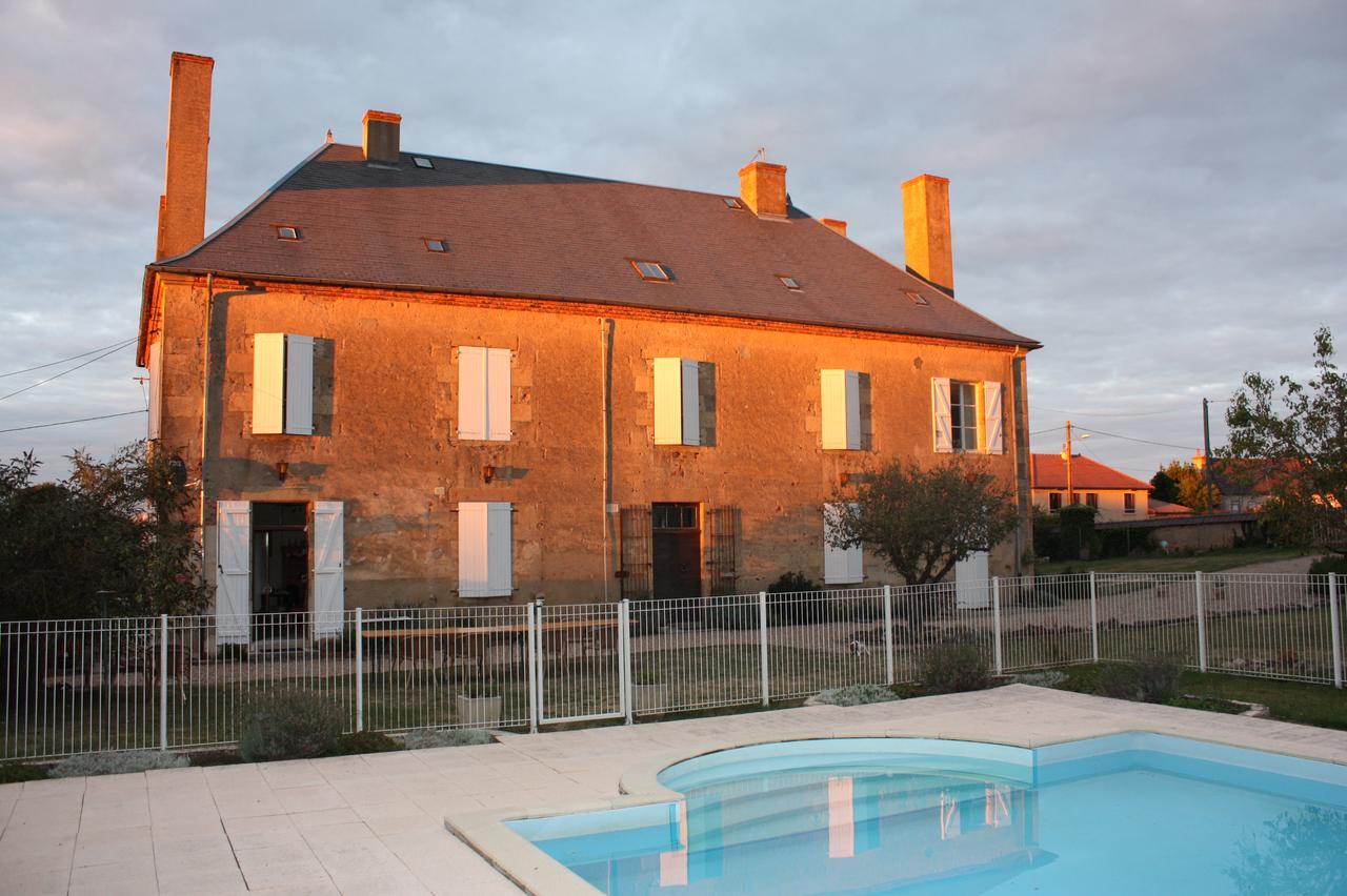 Chateau Latour Fours  ภายนอก รูปภาพ